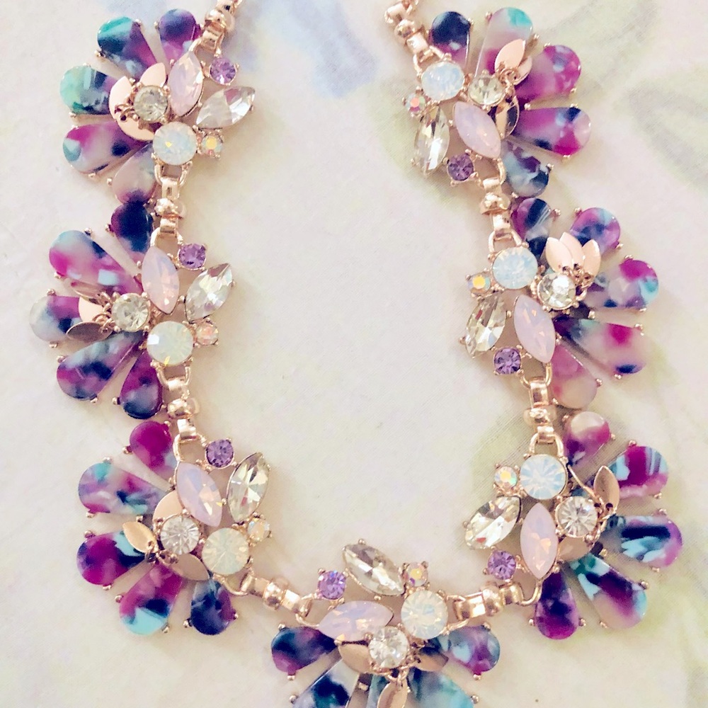 Beautiful Rose Gold, Gems and Multi Coloured Faux Tortoiseshell Necklace - NWOT